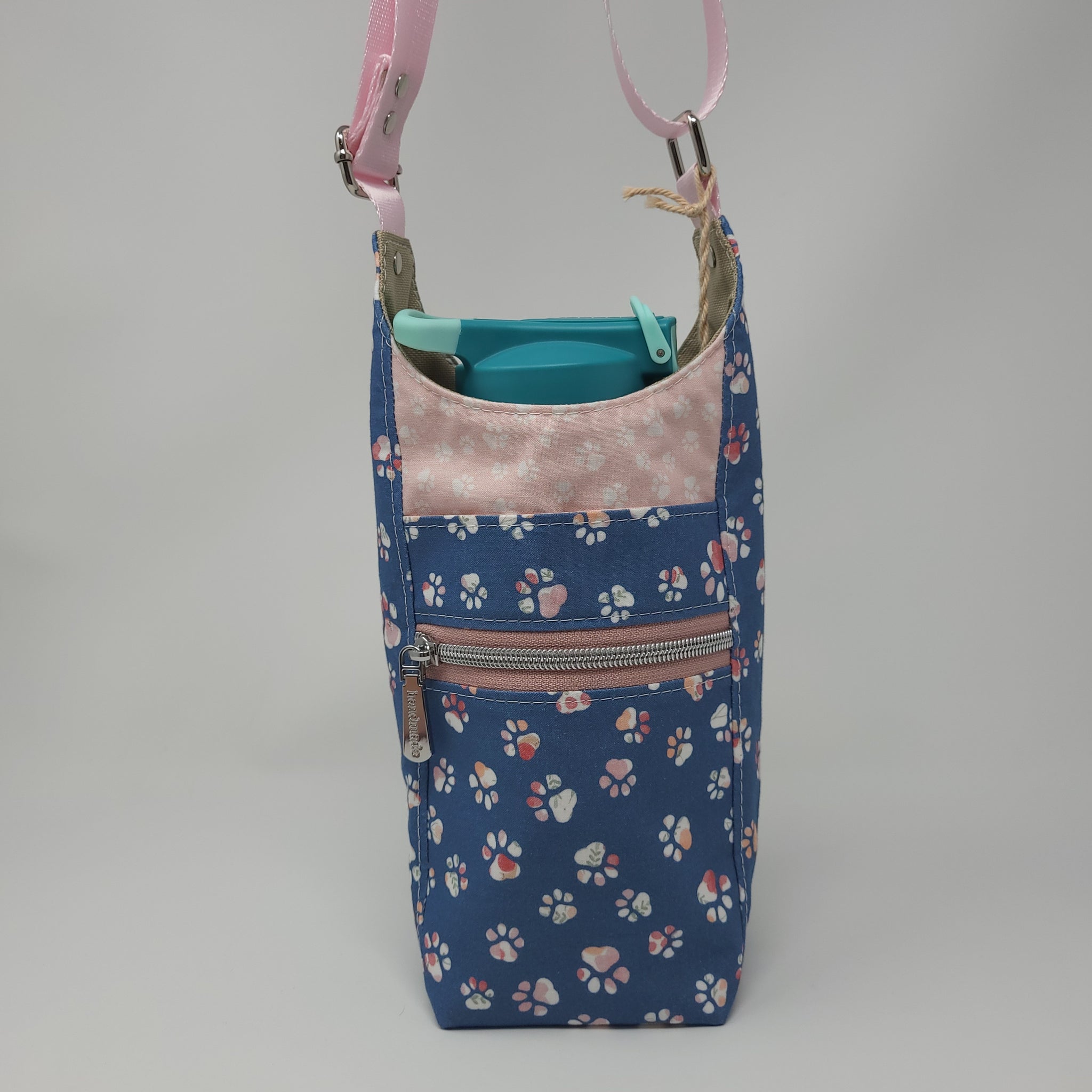 H2O2Go Crossbody Water Bottle Bag - Paw Please - Blue Floral Paw Prints
