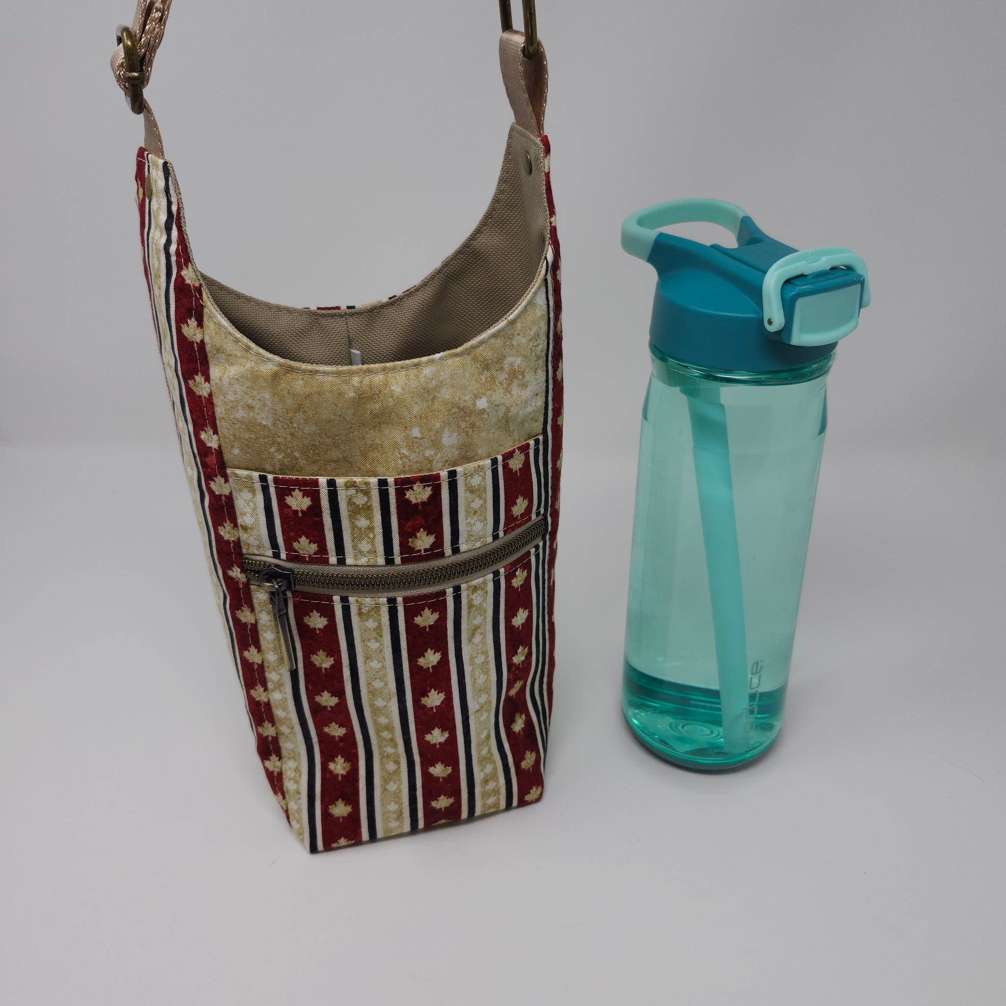 H2O2Go Crossbody Water Bottle Bag - Canada Stripe