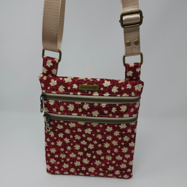 Zip and Go Purse - Maple Leaves